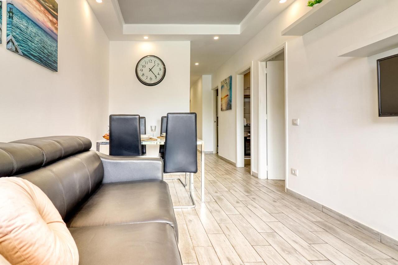 Modern Apartment With An Addictive Terrace View Los Cristianos  Ngoại thất bức ảnh